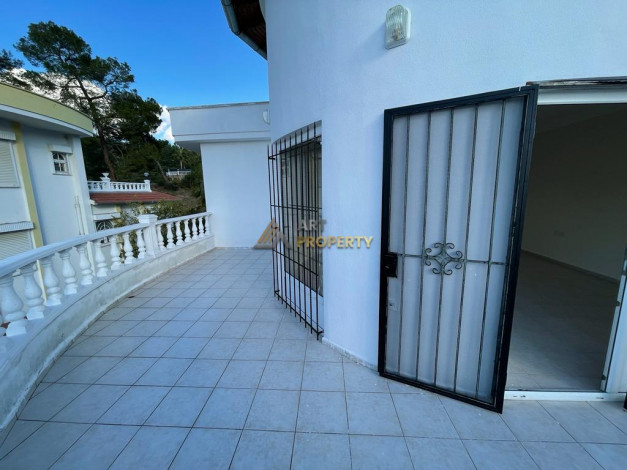 Двухэтажная меблированная вилла 3+1 с собственной просторной территорией в Авсалларе, 220 + 450 м2 - Ракурс 40