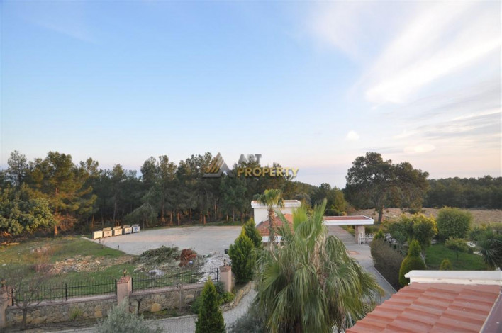 Меблированная вилла 3+1 в комплексе с богатой инфраструктурой в Авсалларе, 150 м2 - Ракурс 20