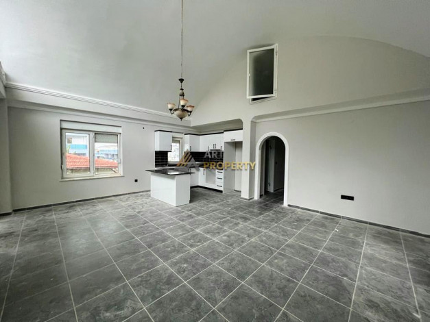 На продажу представлена вилла 3+1 с зеленым садом в районе Каргыджак, 140 + 300 м2 - Ракурс 7