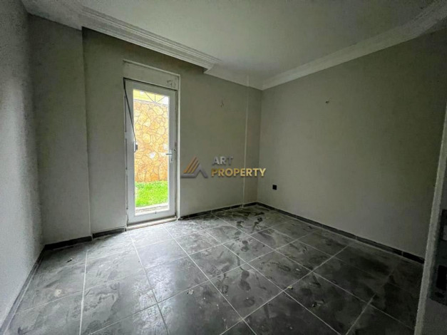 На продажу представлена вилла 3+1 с зеленым садом в районе Каргыджак, 140 + 300 м2 - Ракурс 18