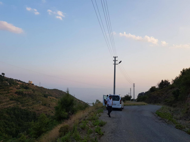Участок земли с видом на море под строительство дома в центральной части Аланьи, 1700 м2 - Ракурс 9