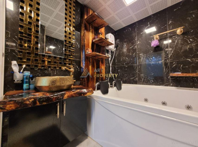 Апартаменты 2+1 с мебелью и бытовой техникой на первой линии в центре Аланьи, 100 м2 - Ракурс 5