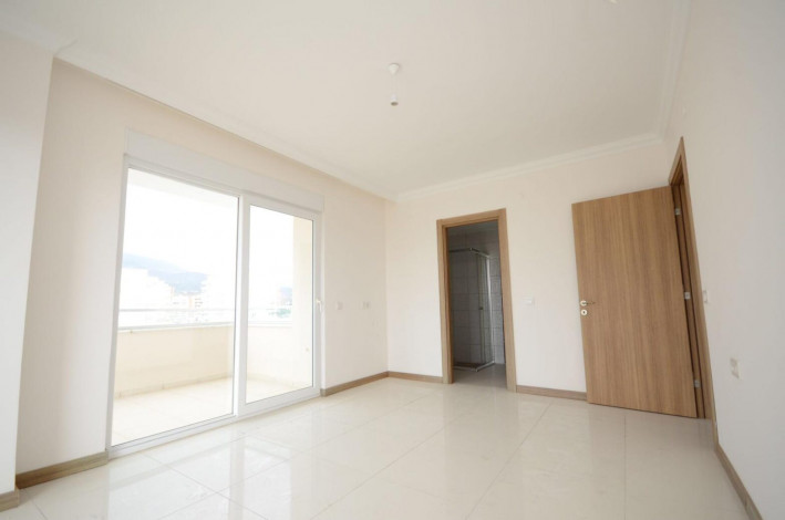 Пентхаус 5+1 вблизи от Средиземного моря в Махмутларе, подходящий для получения гражданства, 340 м2 - Ракурс 16