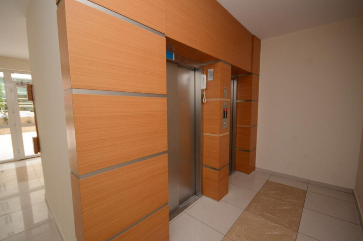 Пентхаус 5+1 вблизи от Средиземного моря в Махмутларе, подходящий для получения гражданства, 340 м2 - Ракурс 25