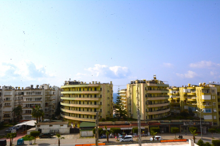 Меблированная квартира 1+1 на высоком этаже с видом на море в Махмутларе, 70 м2 - Ракурс 34