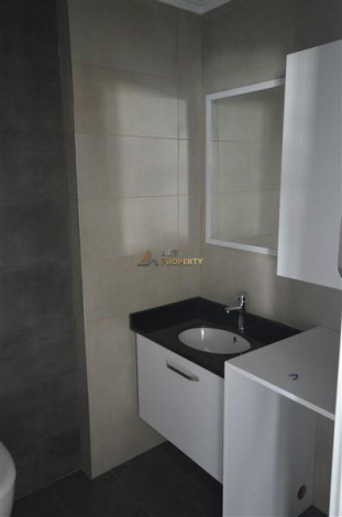 Четырехкомнатная квартира с видом на море в районе Махмутлар, 170 м2 - Ракурс 16