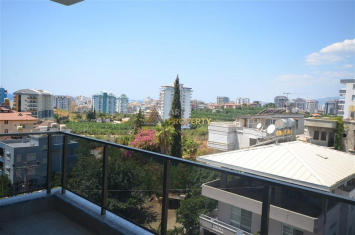 Четырехкомнатная квартира с видом на море в районе Махмутлар, 170 м2 - Ракурс 23