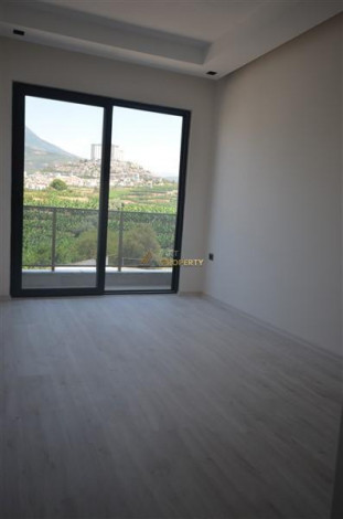 Четырехкомнатная квартира с видом на море в районе Махмутлар, 170 м2 - Ракурс 24