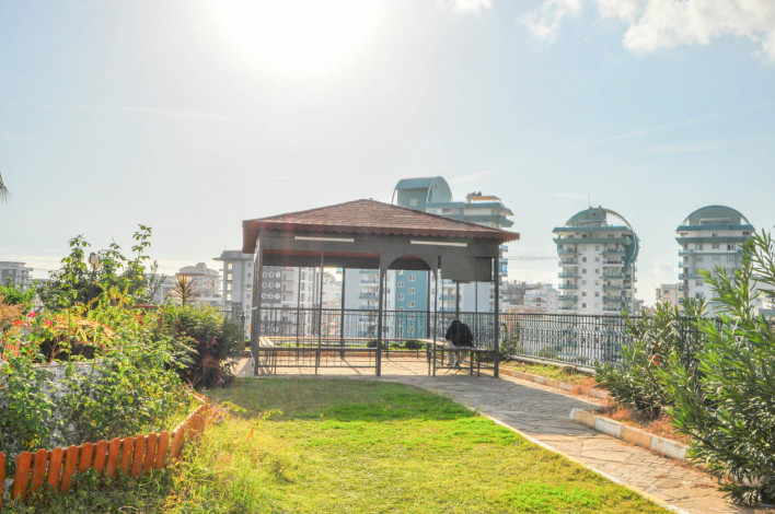 Просторная квартира 2+1 с новой красивой мебелью в районе Махмутлар, 125 м2 - Ракурс 10