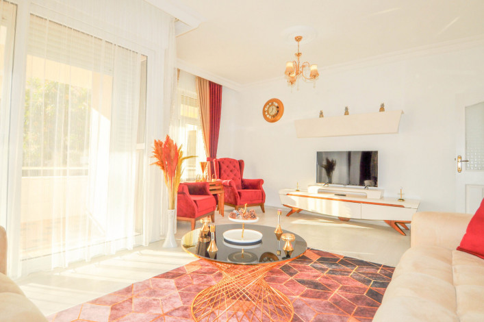 Просторная квартира 2+1 с новой красивой мебелью в районе Махмутлар, 125 м2 - Ракурс 25