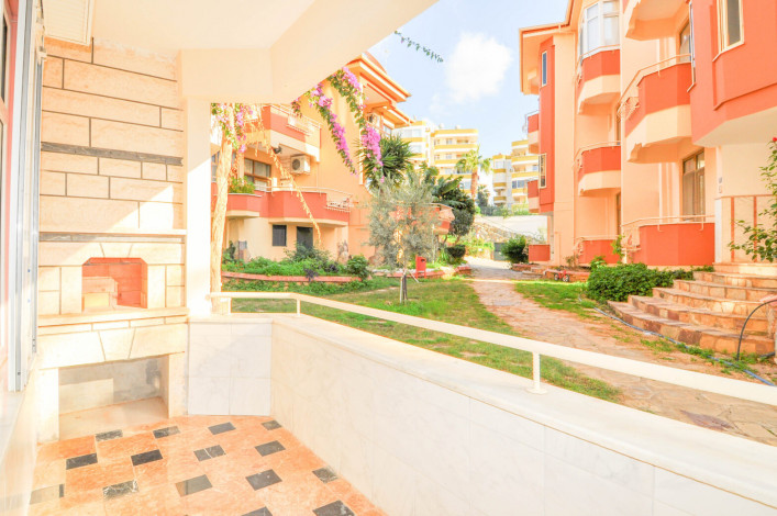 Просторная квартира 2+1 с новой красивой мебелью в районе Махмутлар, 125 м2 - Ракурс 27