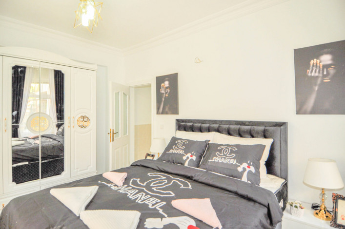 Просторная квартира 2+1 с новой красивой мебелью в районе Махмутлар, 125 м2 - Ракурс 32