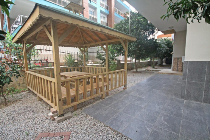 Просторная квартира 3+1 с отдельной кухней в самом центре района Махмутлара, 140 м2 - Ракурс 13