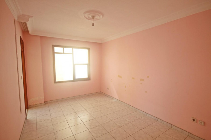 Просторная квартира 3+1 с отдельной кухней в самом центре района Махмутлара, 140 м2 - Ракурс 15