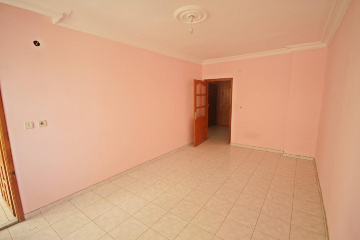 Просторная квартира 3+1 с отдельной кухней в самом центре района Махмутлара, 140 м2 - Ракурс 17