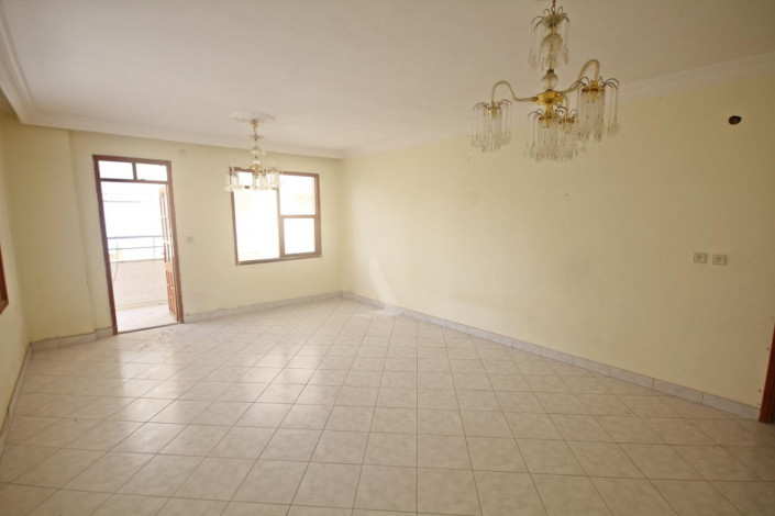 Просторная квартира 3+1 с отдельной кухней в самом центре района Махмутлара, 140 м2 - Ракурс 19