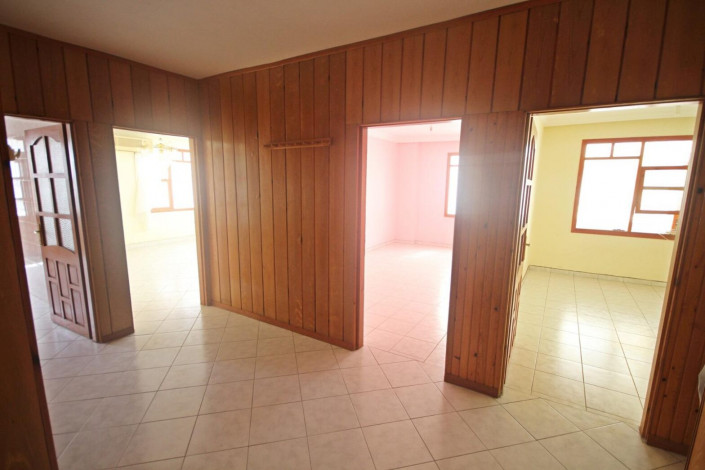 Просторная квартира 3+1 с отдельной кухней в самом центре района Махмутлара, 140 м2 - Ракурс 22