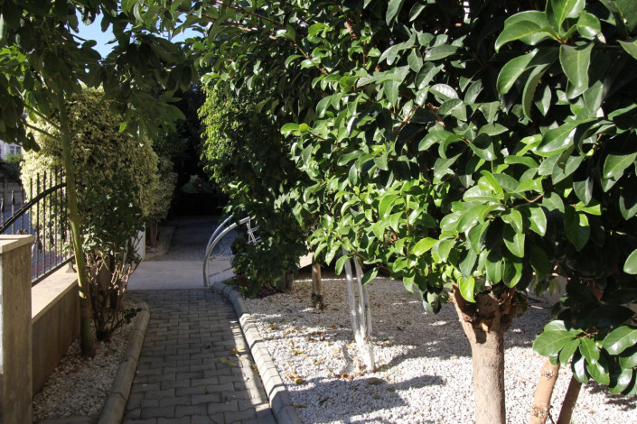 Всего в 100 метрах от Средиземного моря меблированные апартаменты 1+1, 55 м2 - Ракурс 17