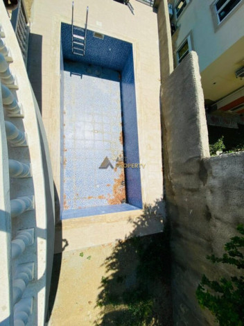 Вилла 3+1 с частным бассейном и шикарным видом на море в Аланье! Подходит для получения гражданства! 220 м2 - Ракурс 15