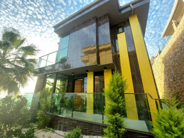 Меблированная вилла 3+1 с видом на море и крепость в районе Бекташ,  Алания 200м. - Ракурс 10