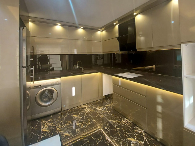 Меблированная вилла 3+1 с видом на море и крепость в районе Бекташ,  Алания 200м. - Ракурс 16