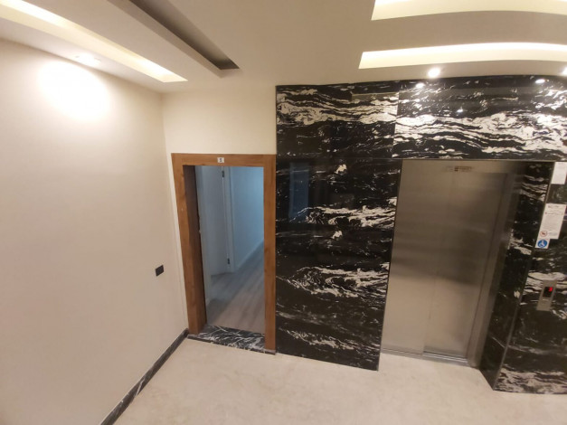 Трехкомнатная квартира с отдельной кухней в Алании, 140м - Ракурс 2