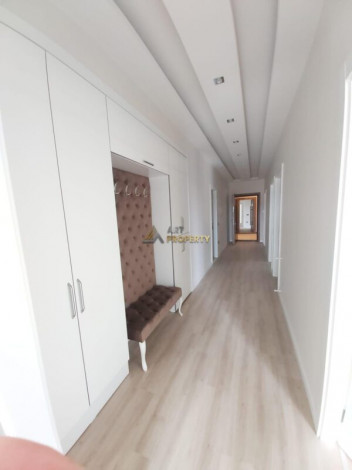 Трехкомнатная квартира с отдельной кухней в Алании, 140м - Ракурс 25