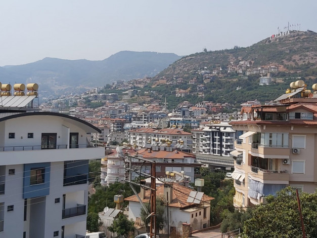 Трехкомнатная квартира с отдельной кухней в Алании, 140м - Ракурс 39