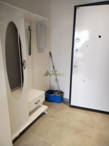 Квартира с новой мебелью и бытовой техникой в комплексе класса люкс с развитой инфраструктурой, 65 м2 - Ракурс 3