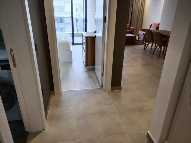 Квартира с новой мебелью и бытовой техникой в комплексе класса люкс с развитой инфраструктурой, 65 м2 - Ракурс 5