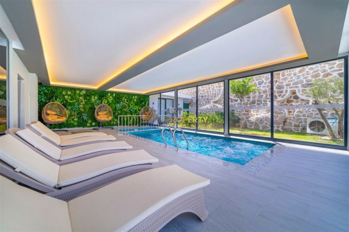 Квартира с новой мебелью и бытовой техникой в комплексе класса люкс с развитой инфраструктурой, 65 м2 - Ракурс 13