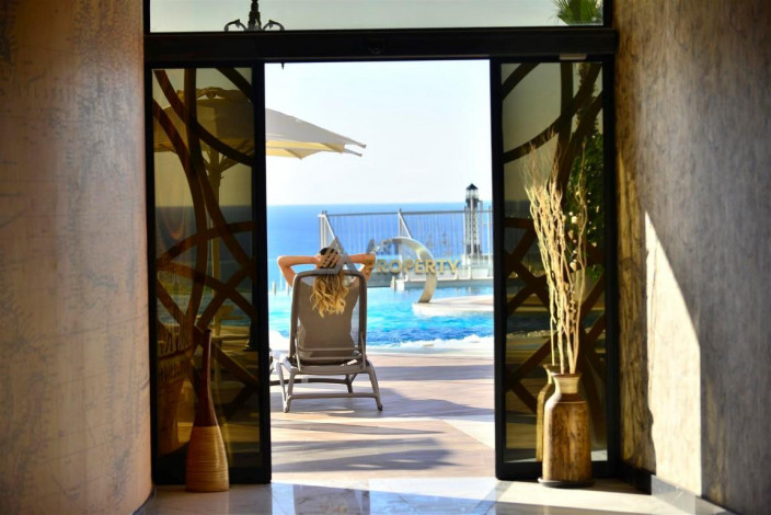 Готовый комплекс апартаментов и вилл премиум-класса в поселке Конаклы под Аланией, 80,3м-319,45м - Ракурс 2