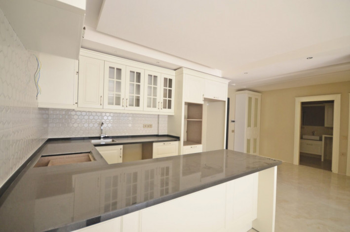 Трехкомнатная квартира в Кыргыджаке с видом на море, площадью 110 м2. - Ракурс 13