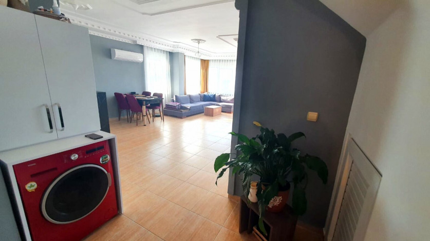 Меблированная двухуровневая квартира с видом на моря в районе Демирташ, 100м - Ракурс 23