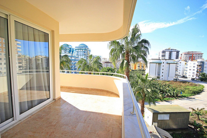 Полностью меблированная трехкомнатная квартира в районе Махмутлар, 130м - Ракурс 27