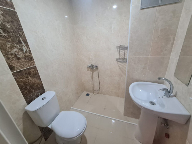 Меблированная четырехкомнатная квартира в 200 м от моря в районе Махмутлар, 145м - Ракурс 22