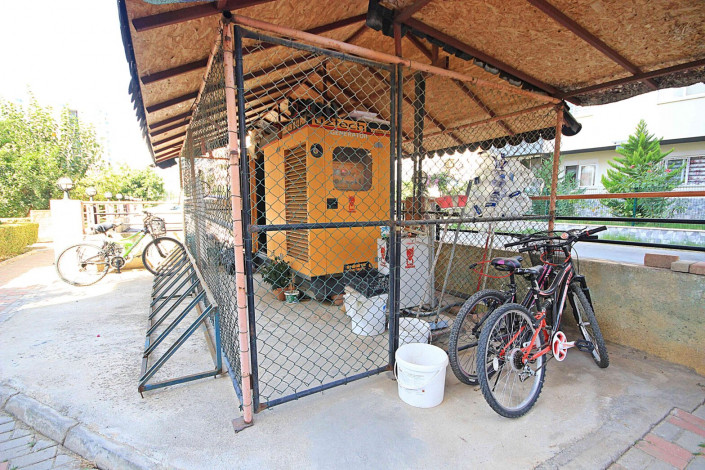 Трехкомнатная квартира с отличным ремонтом и мебелью в 100 метрах от моря в Махмутларе, площадью 120м2 - Ракурс 7