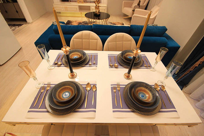 Трехкомнатная квартира с отличным ремонтом и мебелью в 100 метрах от моря в Махмутларе, площадью 120м2 - Ракурс 12