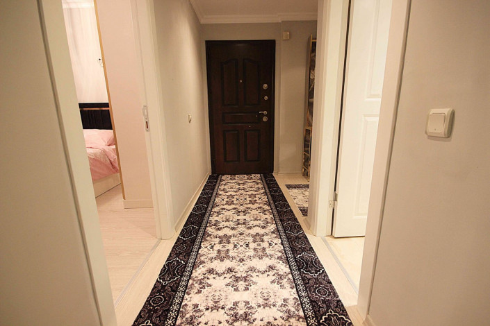 Трехкомнатная квартира с отличным ремонтом и мебелью в 100 метрах от моря в Махмутларе, площадью 120м2 - Ракурс 17