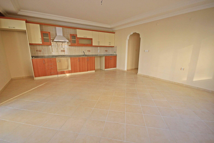 Трехкомнатная квартира с отличным ремонтом  в 100 метрах от моря в Махмутларе, площадью 120м2 - Ракурс 4