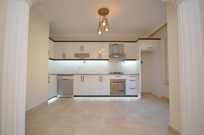 Трехкомнатная квартира в центре Алании, площадью 110 м2 - Ракурс 13