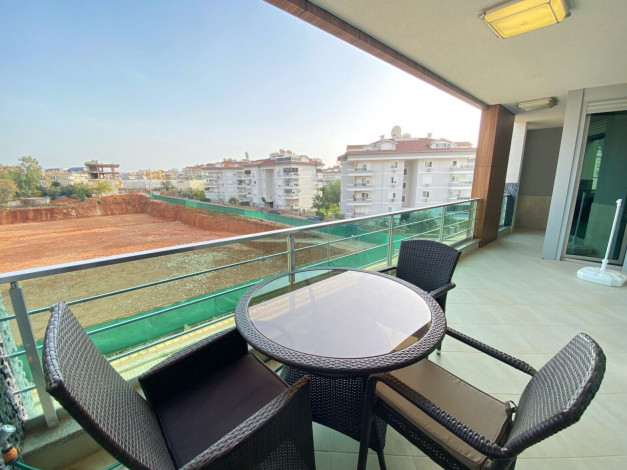 ID 1368  Трехкомнатная квартира в 400 метров от моря в Оба, площадью 130м2 - Ракурс 7