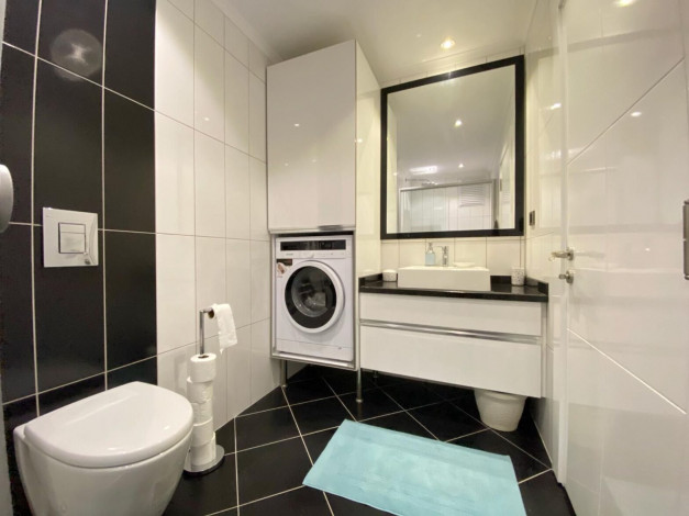 ID 1368  Трехкомнатная квартира в 400 метров от моря в Оба, площадью 130м2 - Ракурс 9