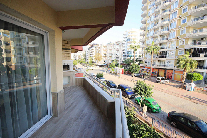 Трехкомнатная квартира с шикарным ремонтом в Махмутларе, 115м2 - Ракурс 24