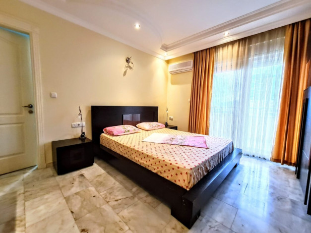 Трехкомнатная квартира с видом на море, 100 метров от моря в Махмутлар, 135м2 - Ракурс 5