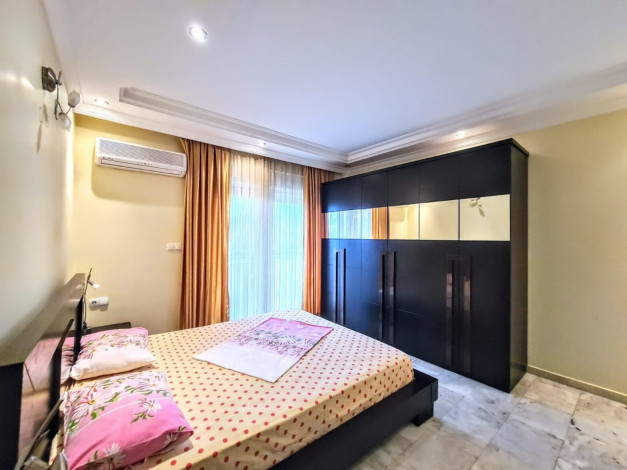 Трехкомнатная квартира с видом на море, 100 метров от моря в Махмутлар, 135м2 - Ракурс 10