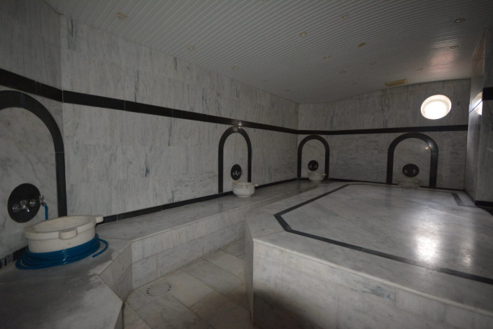 Трехкомнатная квартира с отличным ремонтом и мебелью  в Махмутларе, 130м2 - Ракурс 17