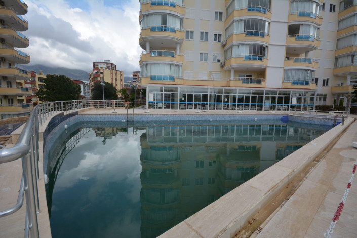 Трехкомнатная квартира с отличным ремонтом и мебелью  в Махмутларе, 130м2 - Ракурс 20