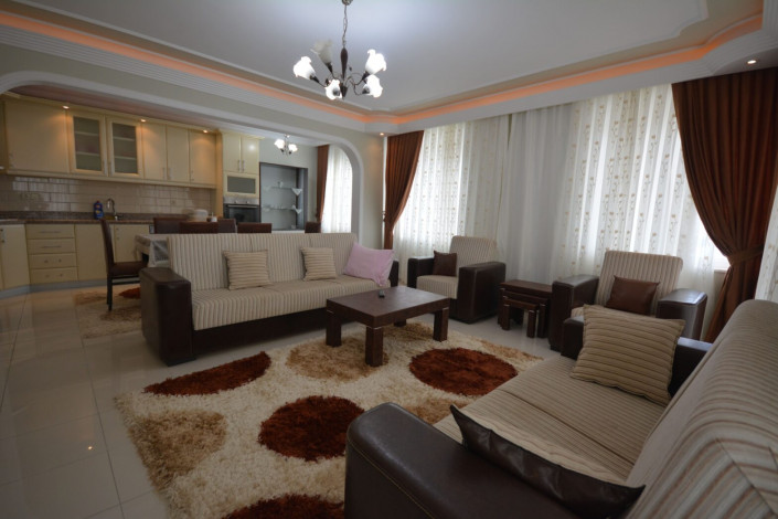 Трехкомнатная квартира с отличным ремонтом и мебелью  в Махмутларе, 130м2 - Ракурс 25