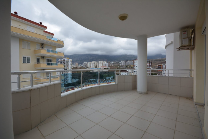 Трехкомнатная квартира с отличным ремонтом и мебелью  в Махмутларе, 130м2 - Ракурс 39